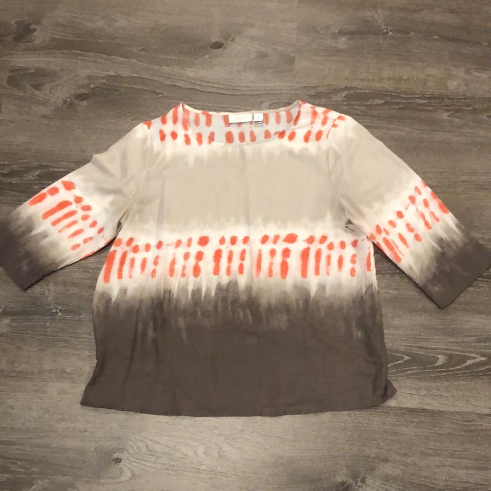 Lightweight brown top